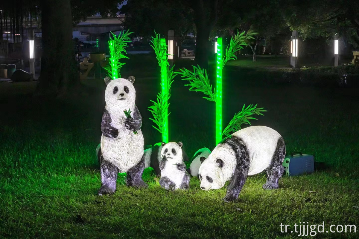 Resin fiberglass lamp